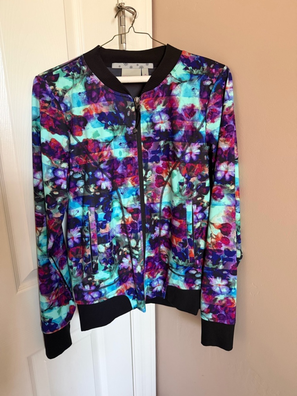 ✅Athleta Blue and Purple Bomber Jacket with Ribbed Details below!! size MED